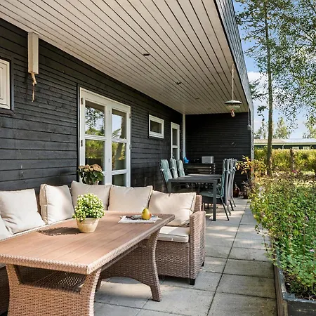 Cozy In With Wifi Holiday home